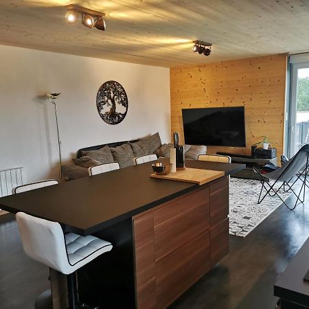 Superbe Appartement Neuf Avec Terrasse Orchamps-Vennes Εξωτερικό φωτογραφία