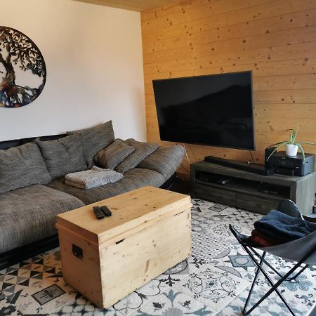 Superbe Appartement Neuf Avec Terrasse Orchamps-Vennes Εξωτερικό φωτογραφία