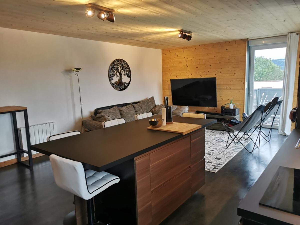 Superbe Appartement Neuf Avec Terrasse Orchamps-Vennes Εξωτερικό φωτογραφία