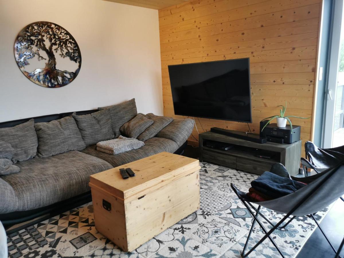 Superbe Appartement Neuf Avec Terrasse Orchamps-Vennes Εξωτερικό φωτογραφία